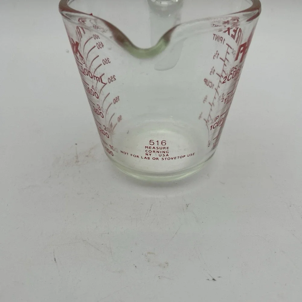 Vintage Pyrex 516 2 Cup Glass Measuring Cup Red Print Corning NY USA
